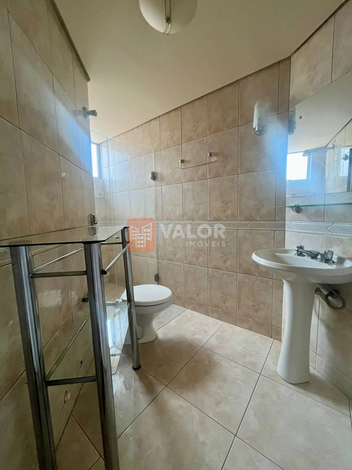 Alugar Apartamento / Padrão em Cianorte R$ 1.800,00 - Foto 4