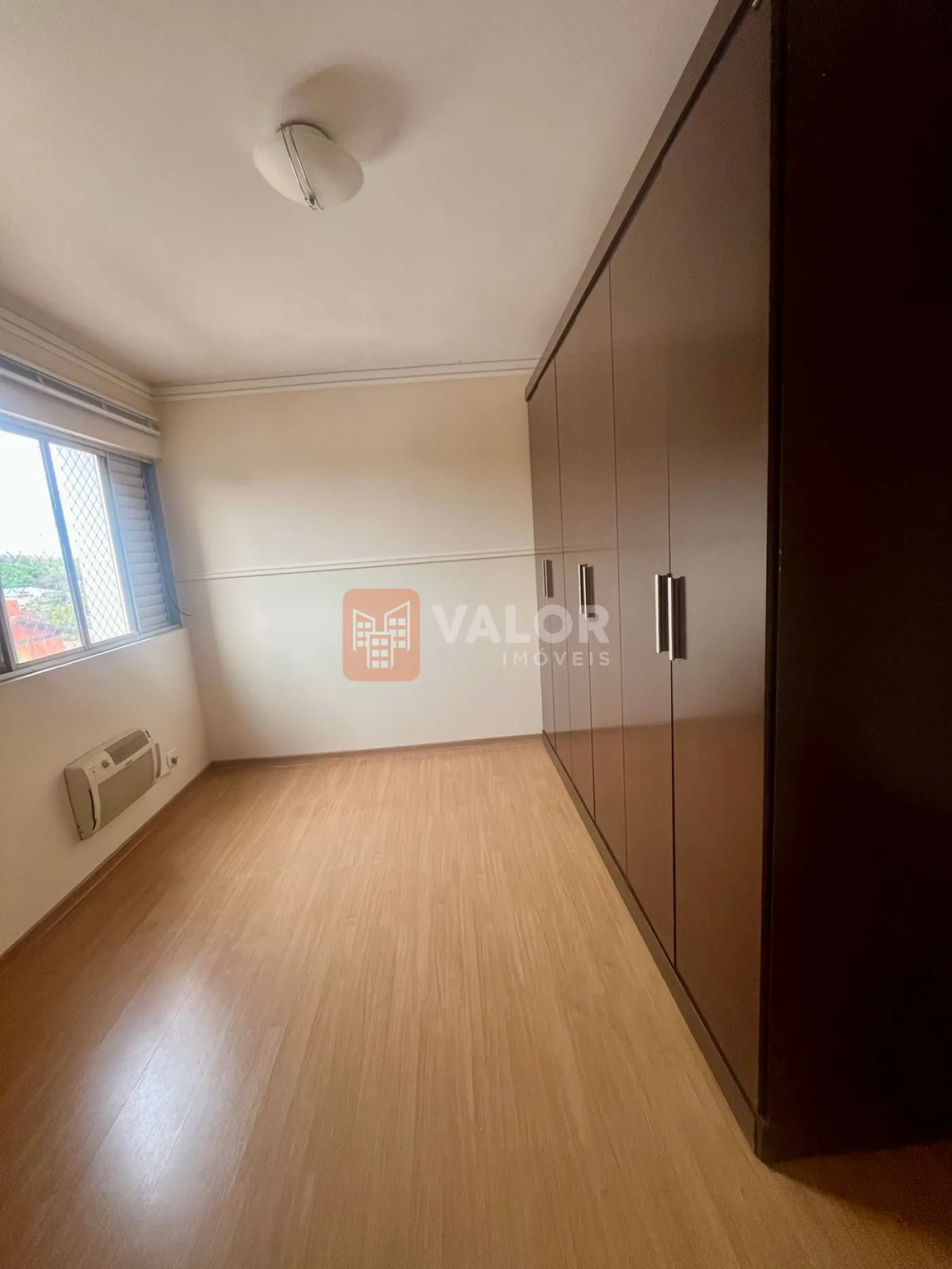Alugar Apartamento / Padrão em Cianorte R$ 1.800,00 - Foto 6