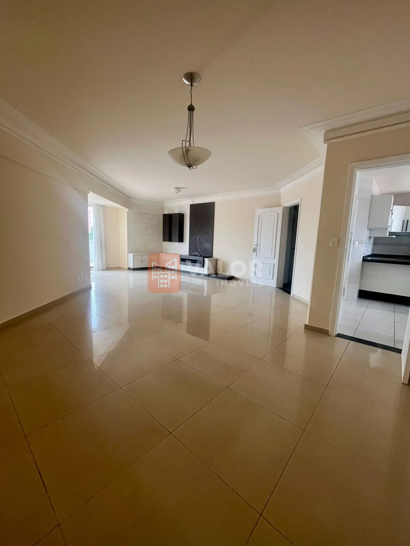 Alugar Apartamento / Padrão em Cianorte R$ 1.800,00 - Foto 7