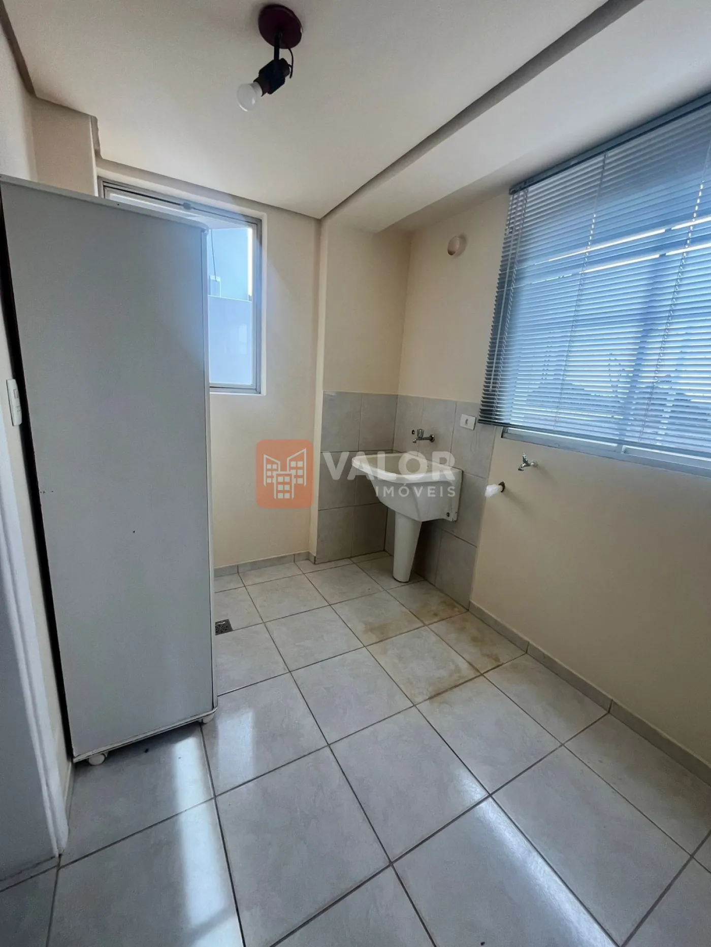 Alugar Apartamento / Padrão em Cianorte R$ 1.800,00 - Foto 10