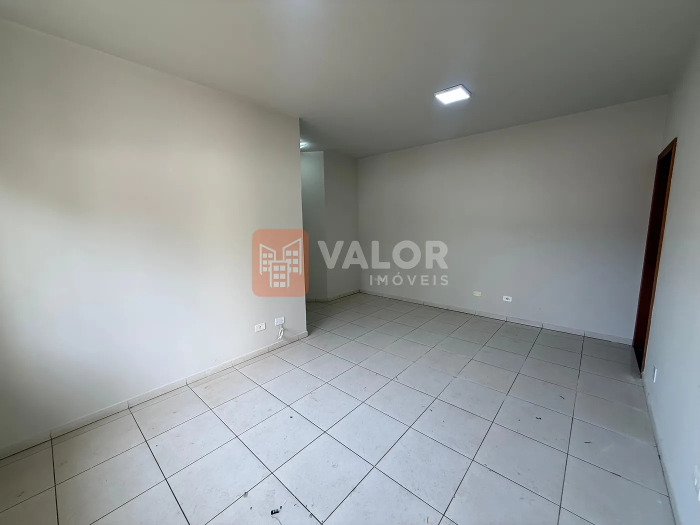 Alugar Casa / Padrão em Cianorte R$ 2.000,00 - Foto 4