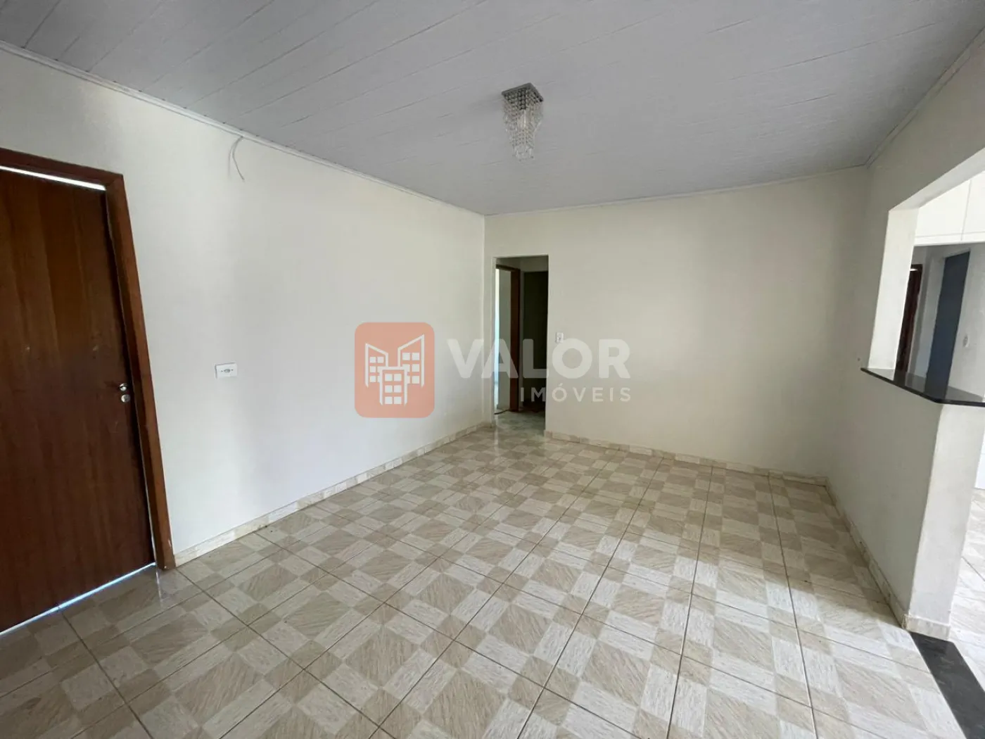 Alugar Casa / Padrão em Cianorte R$ 950,00 - Foto 2
