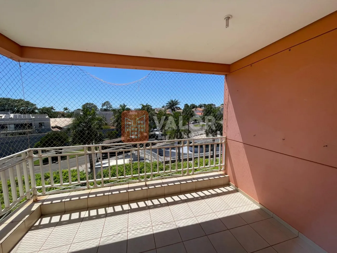 Alugar Apartamento / Padrão em Cianorte R$ 1.800,00 - Foto 6