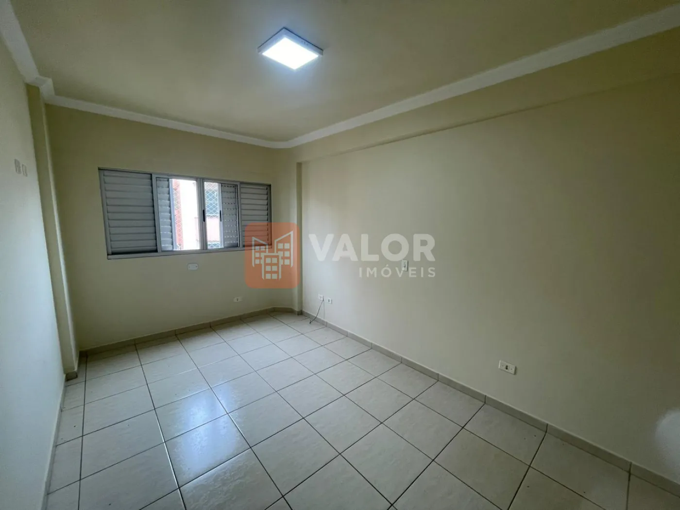 Alugar Apartamento / Padrão em Cianorte R$ 1.100,00 - Foto 5