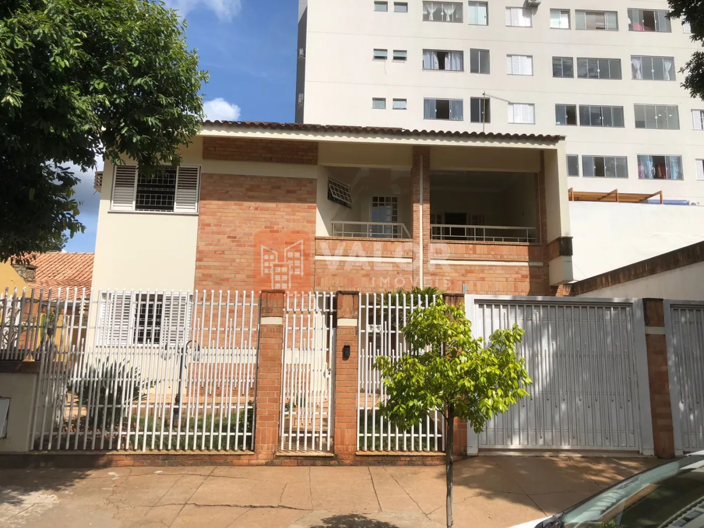 Alugar Casa / Sobrado em Cianorte R$ 6.000,00 - Foto 1